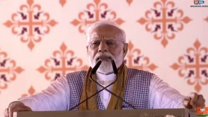 PM Modi in Varanasi: पीएम मोदी कहा अब वाराणसी कुछ नये अंदाज में दिखेगा ‘अब जे भी बनारस आई, त खुश हो के ही जाई’