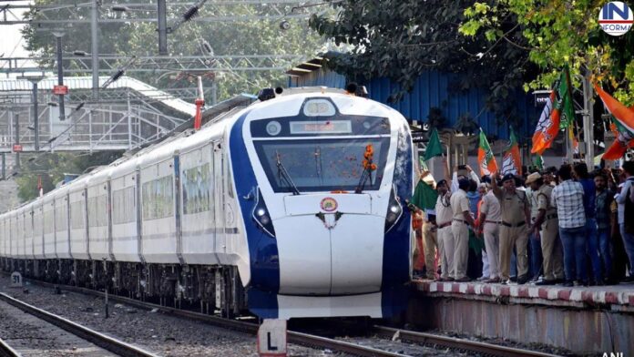 Vande Bharat train: Big News! गोरखपुर पहुंची वंदे भारत ट्रेन तो भव्य तरीके से किया गया स्वागत, यहाँ देखें पूरी जानकारी