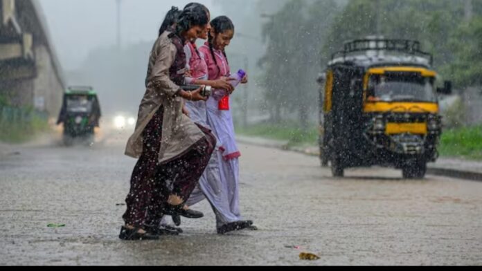 यूपी के मौसम में बड़ा बदलाव : मार्च लगते ही आंधी, बारिश और ओले गिरने की चेतावनी, अलर्ट जारी