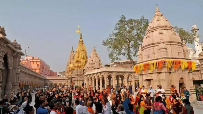 कतार विश्वनाथ मंदिर परिसर